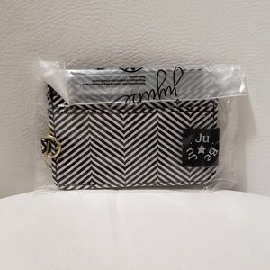 Reserve for @mamaral59